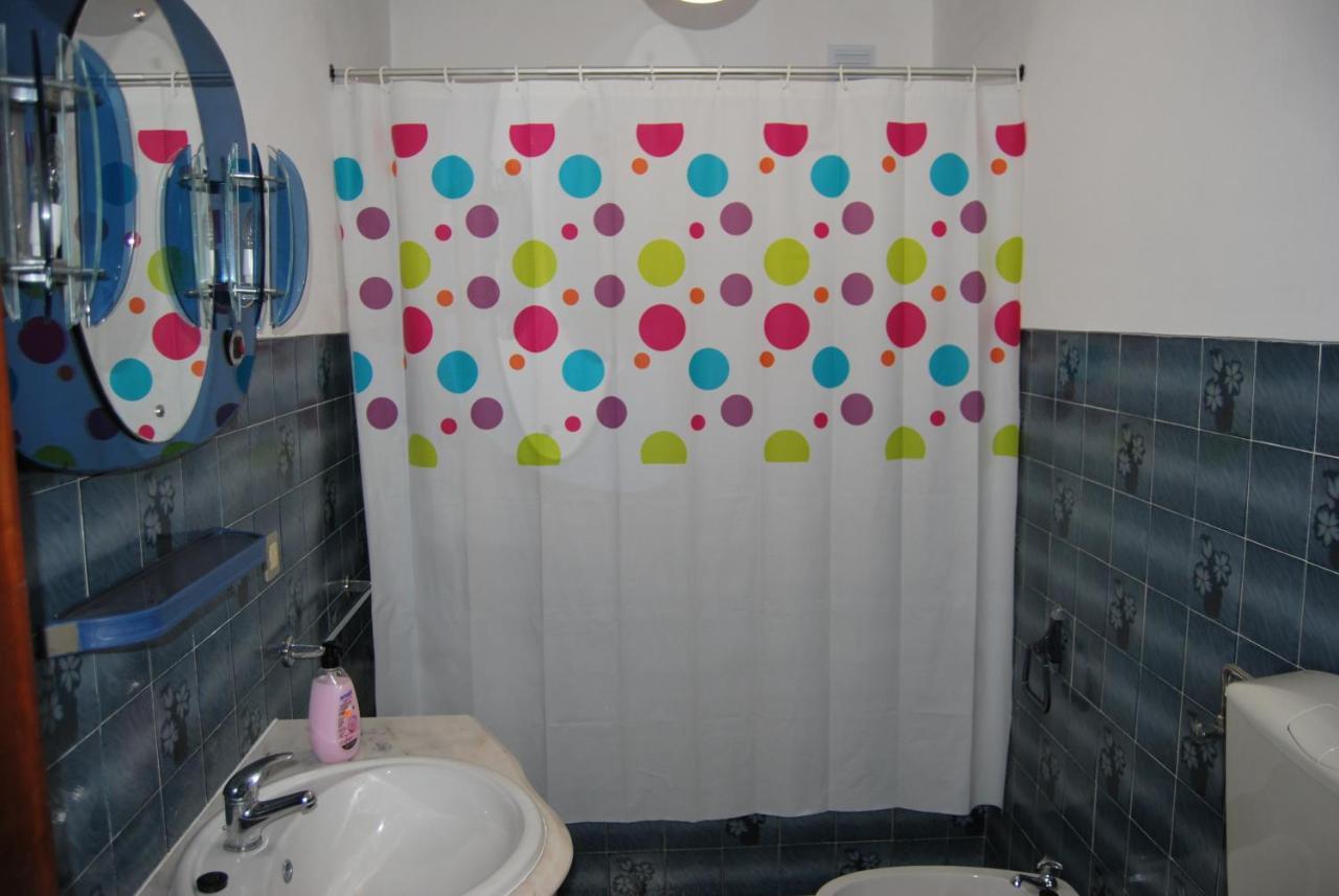 Apartamentos Mota ナザレ エクステリア 写真