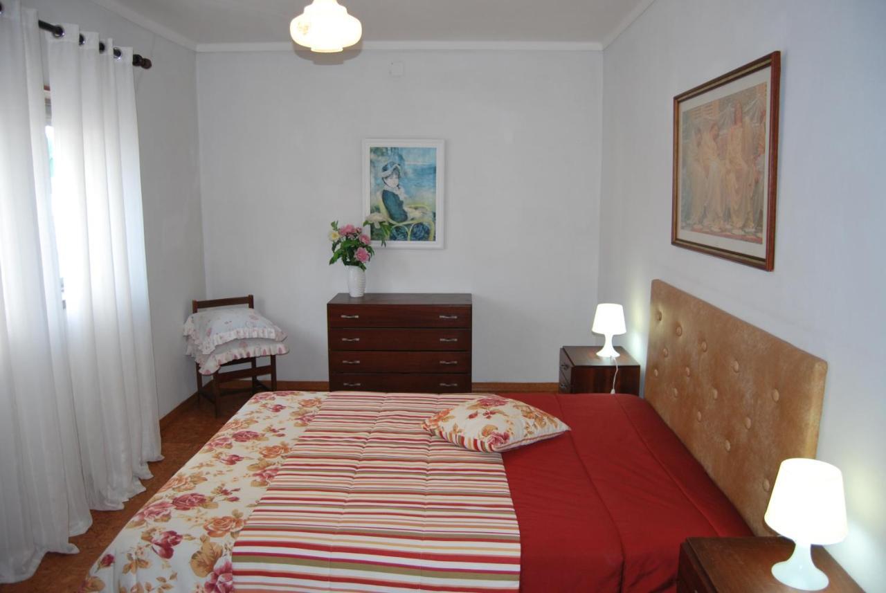 Apartamentos Mota ナザレ エクステリア 写真